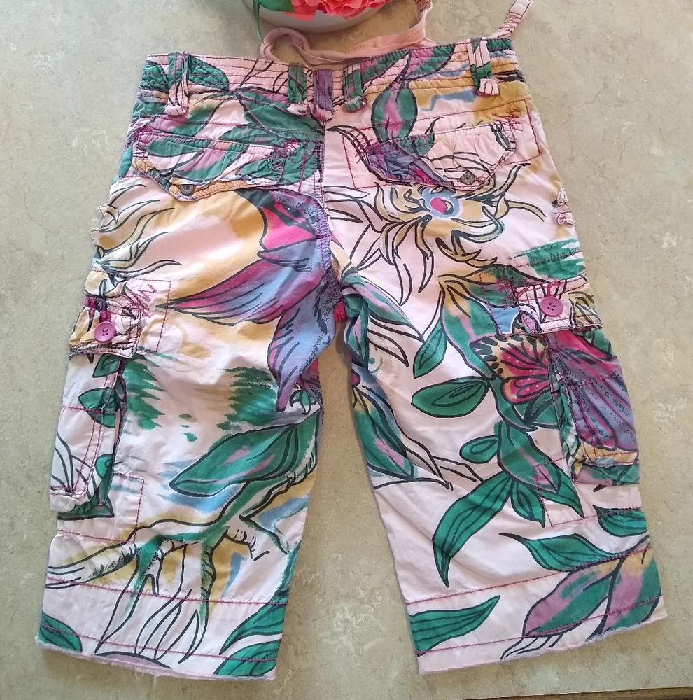Jetlag pink tropical floral bermuda cargo shorts - Picture 6 of 10